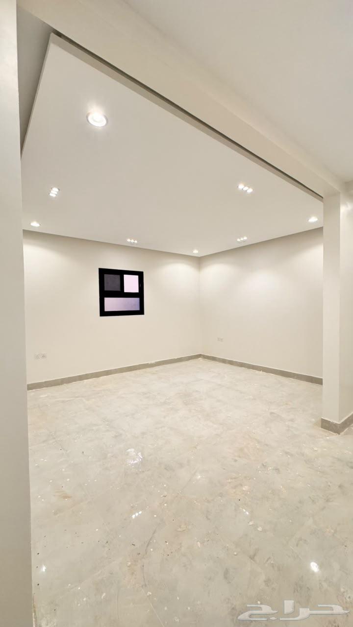 6 bedroom villa in Tuwaiq, Riyadh 28