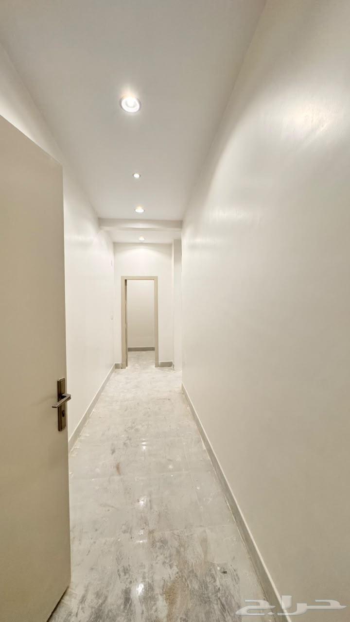 6 bedroom villa in Tuwaiq, Riyadh 27