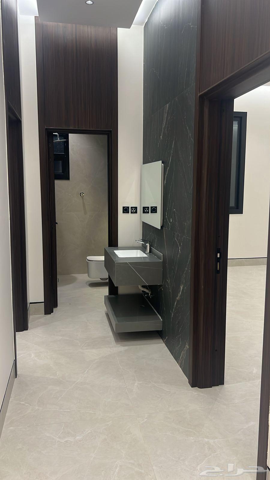 5 bedroom villa in Al Munsiyah, Riyadh 30