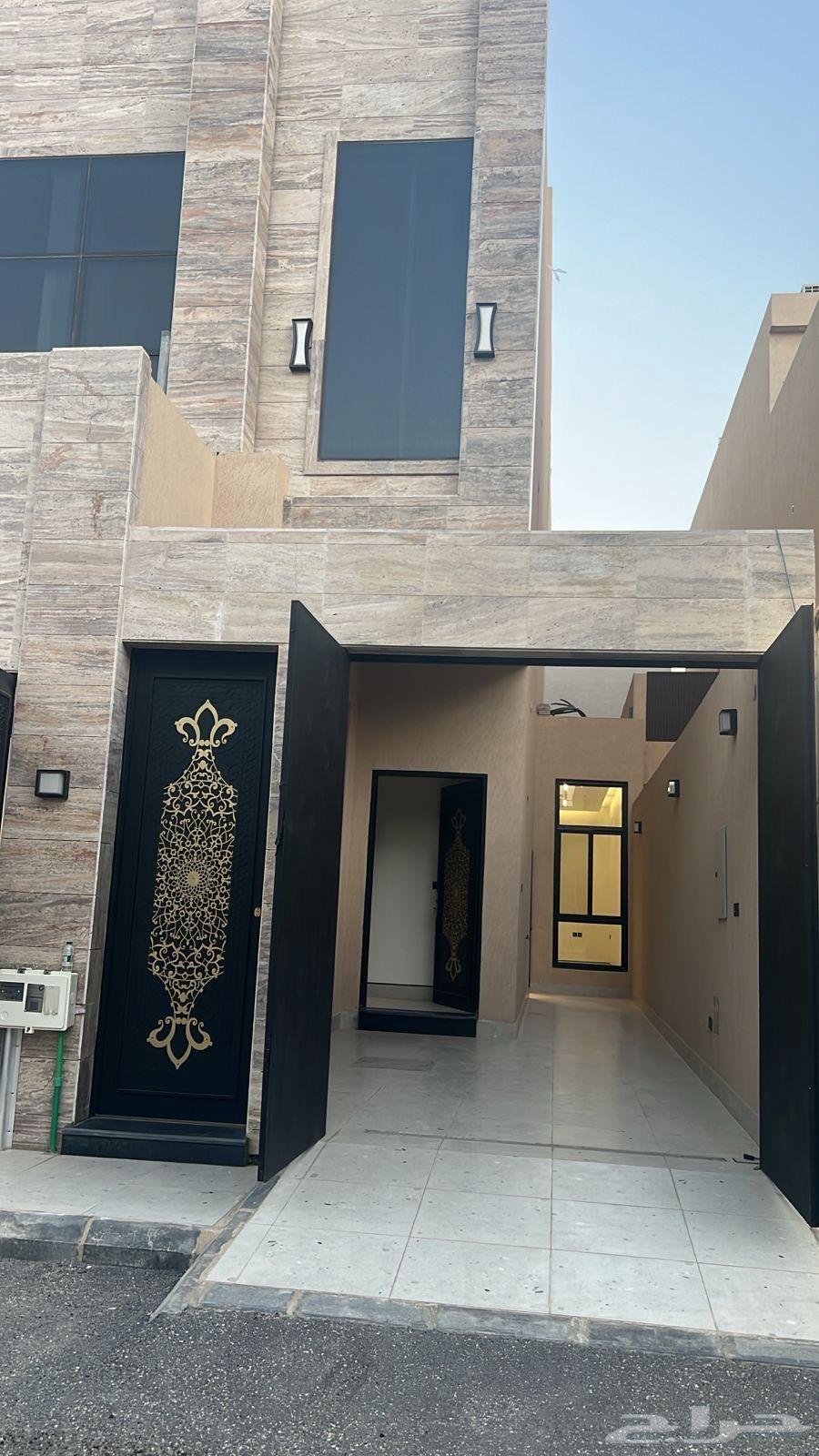 5 bedroom villa in Al Munsiyah, Riyadh 9