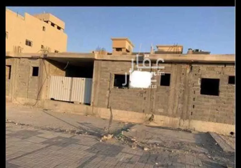 أرض 930 م² في بدر 4