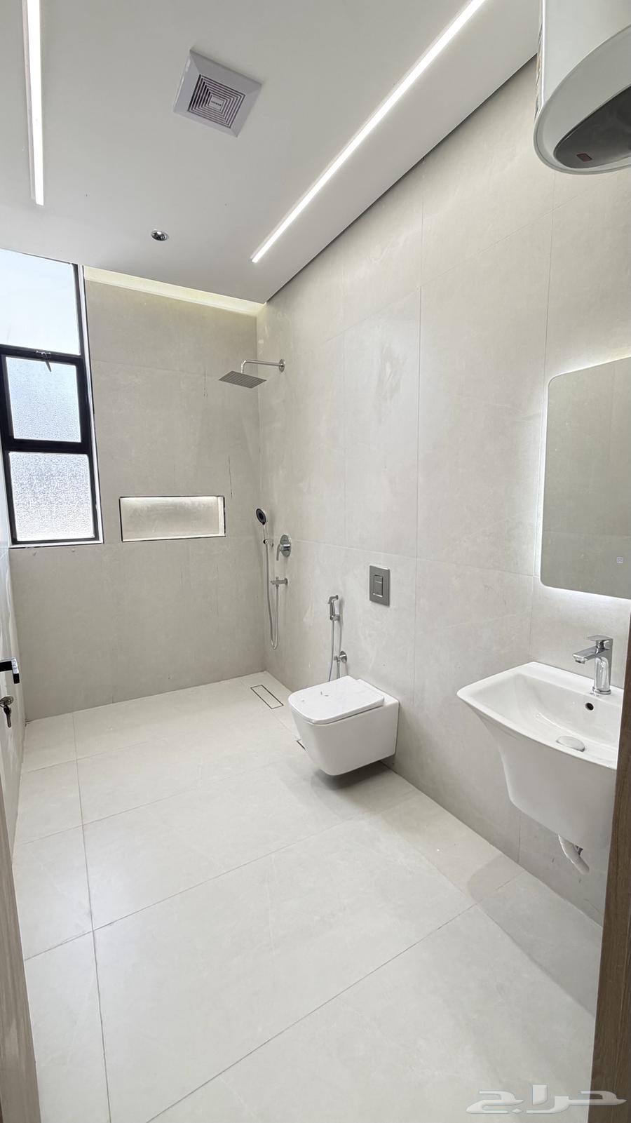 6 bedroom apartment in Al Ranuna, Madinah 9