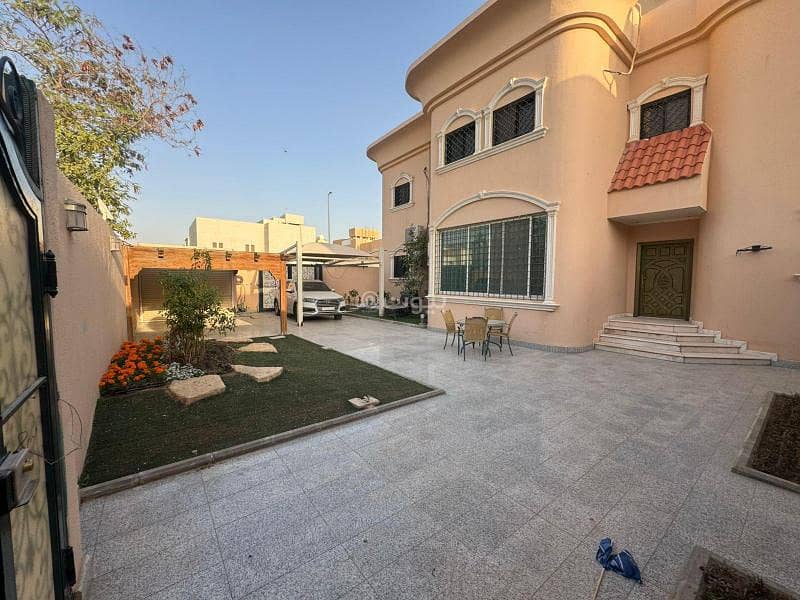 6 bedroom villa in Al Maseef, Riyadh 3