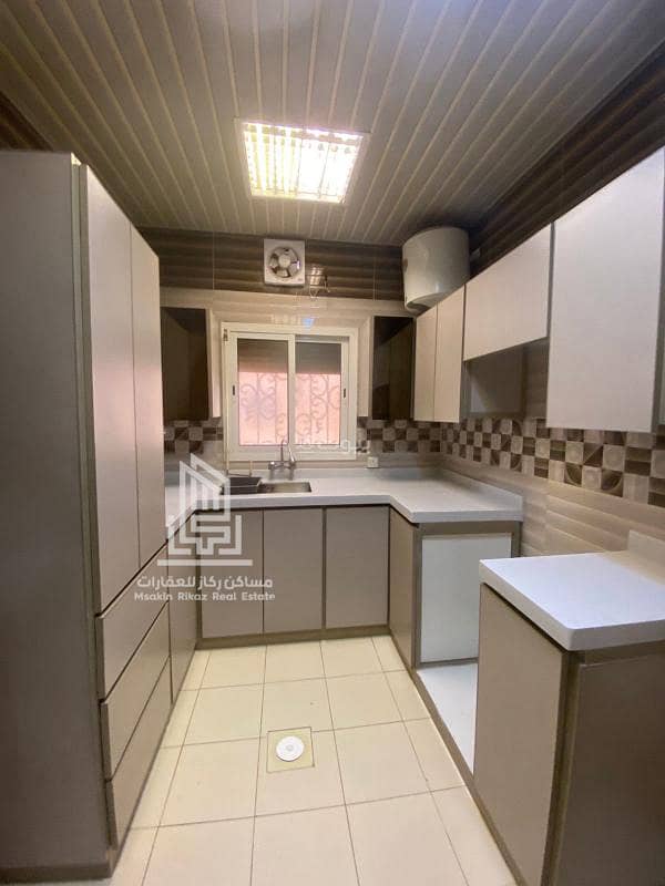 4 bedroom apartment in Al Salam, Riyadh 5