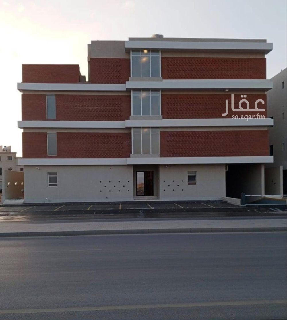 5 bedroom building in Al Rimal, Riyadh