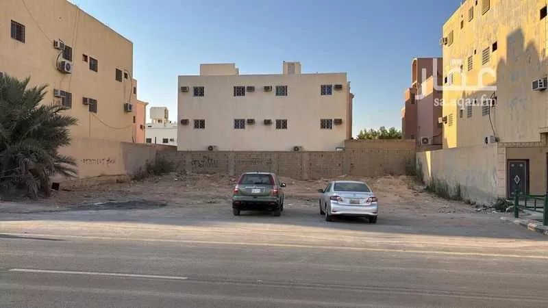 625 sqm land in Dhahrat Laban 7