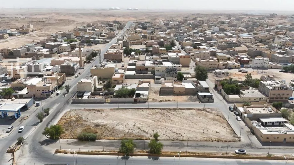 أرض 3813 م² في الغنامية 3