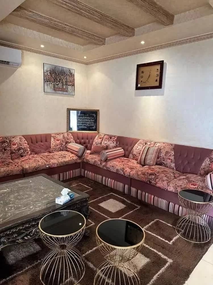 4 bedroom villa in Al Wadi, Riyadh 7
