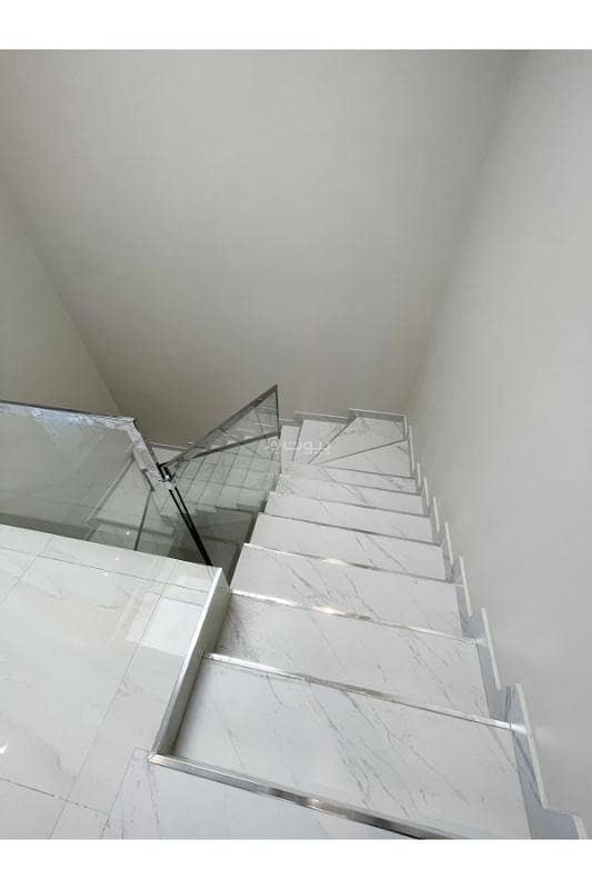 6 bedroom villa in Ash Shulah, Eastern Province 9