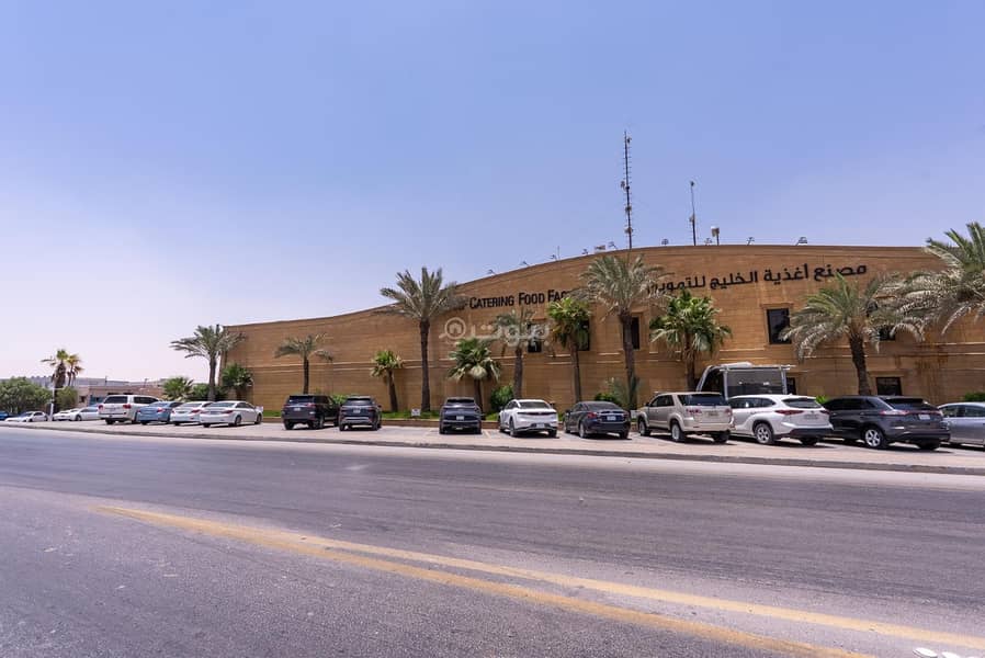 warehouse in Al Manakh, Riyadh 9