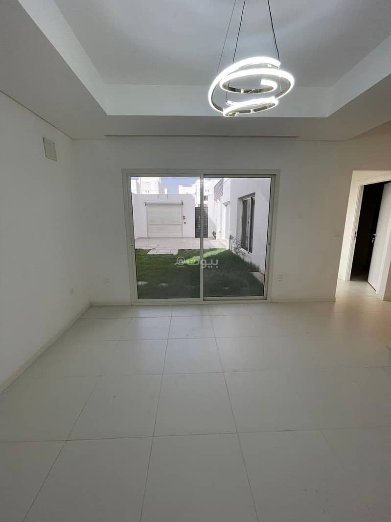 5 bedroom villa in Al Farouq, Riyadh 4
