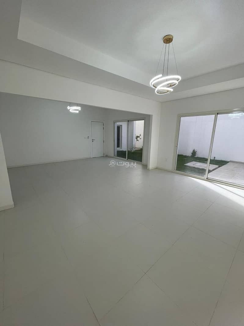 5 bedroom villa in Al Farouq, Riyadh 5