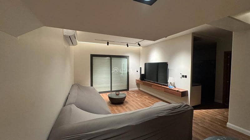 4 bedroom villa in King Khalid International Airport, Riyadh 21
