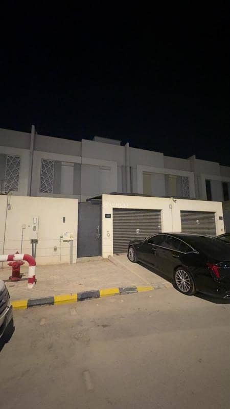 4 bedroom villa in King Khalid International Airport, Riyadh 22