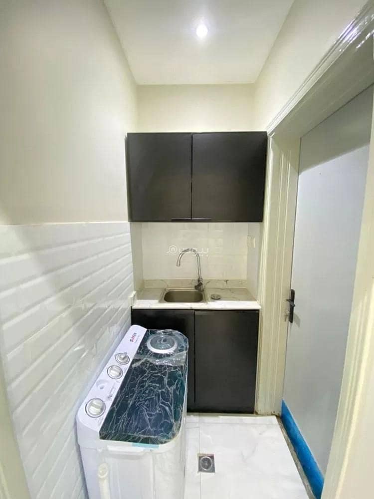 1 bedroom apartment in Ghubairah, Riyadh 5