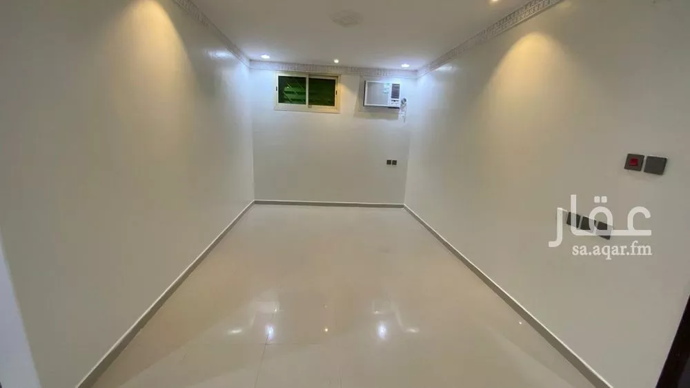2 bedroom apartment in Ishbiliyah 6