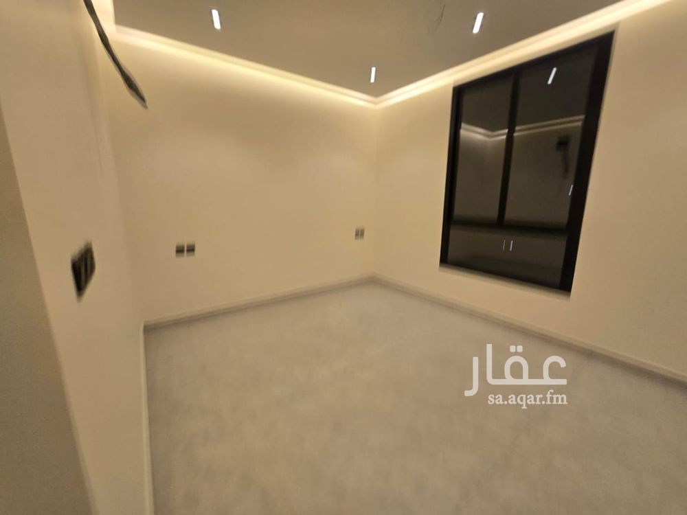 2 bedroom apartment in Al Hamra, Eastern Province 19