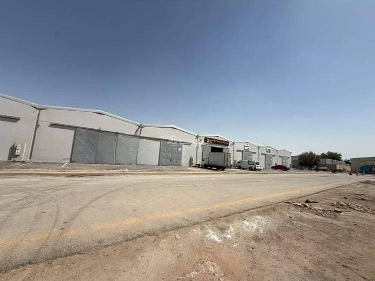 warehouse in Al Sulay, Riyadh 4