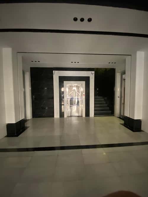 2 bedroom apartment in Al Marwa, Jeddah 8