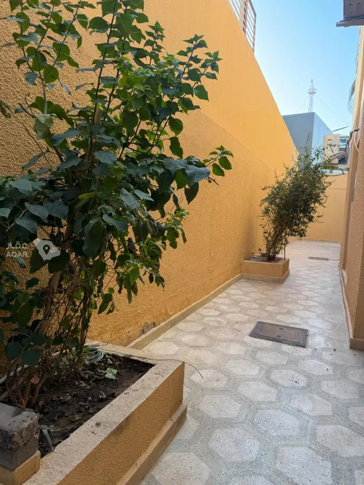 3 bedroom villa in Al Rawdah, Riyadh 19