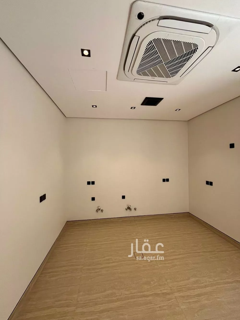 4 bedroom villa in Al Farouq, Riyadh 16