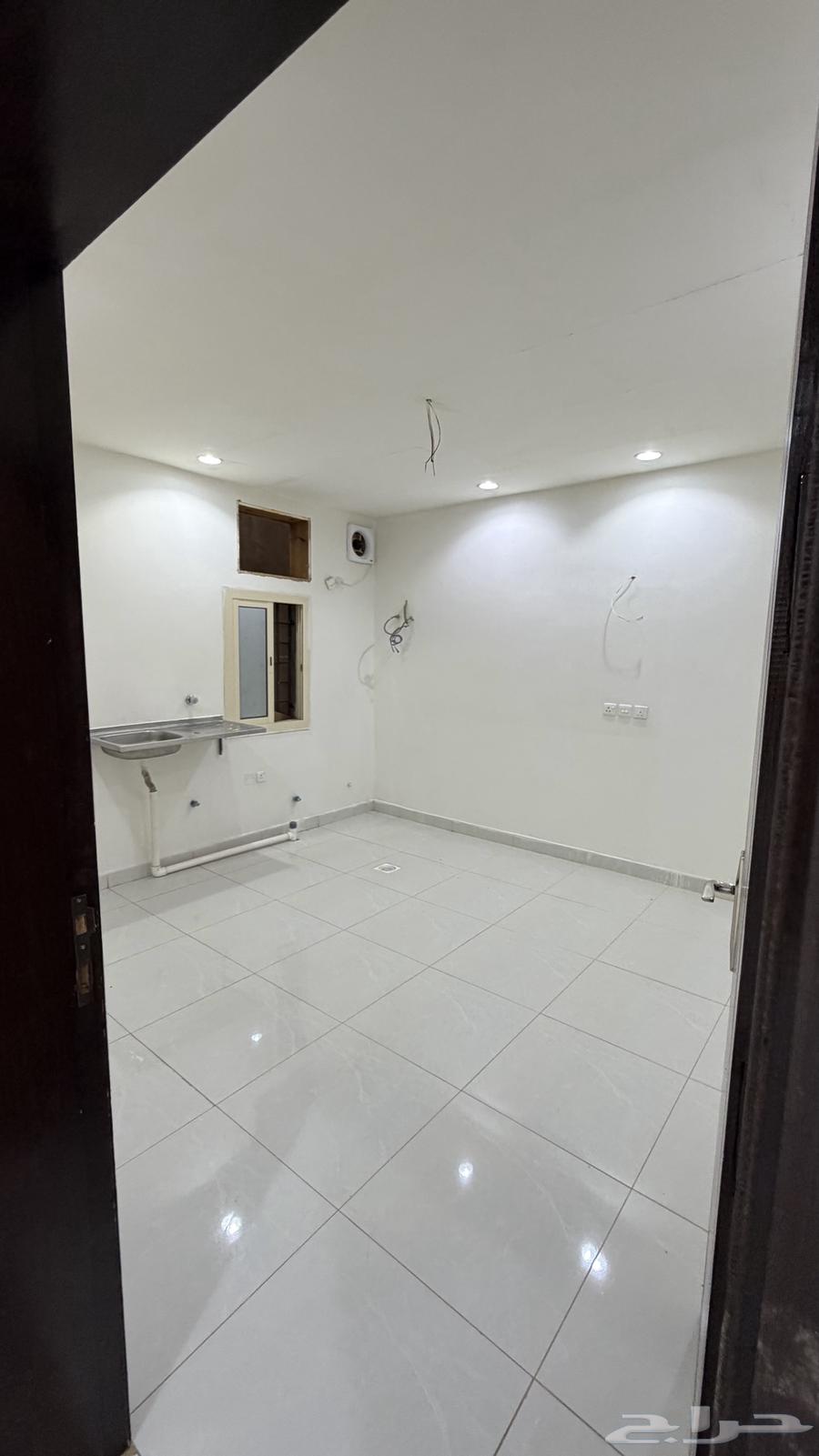 4 bedroom apartment in Al Salam, Madinah 6