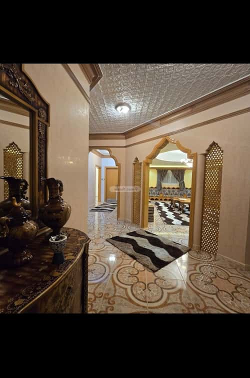 6 bedroom villa in King Faisal, Riyadh 13