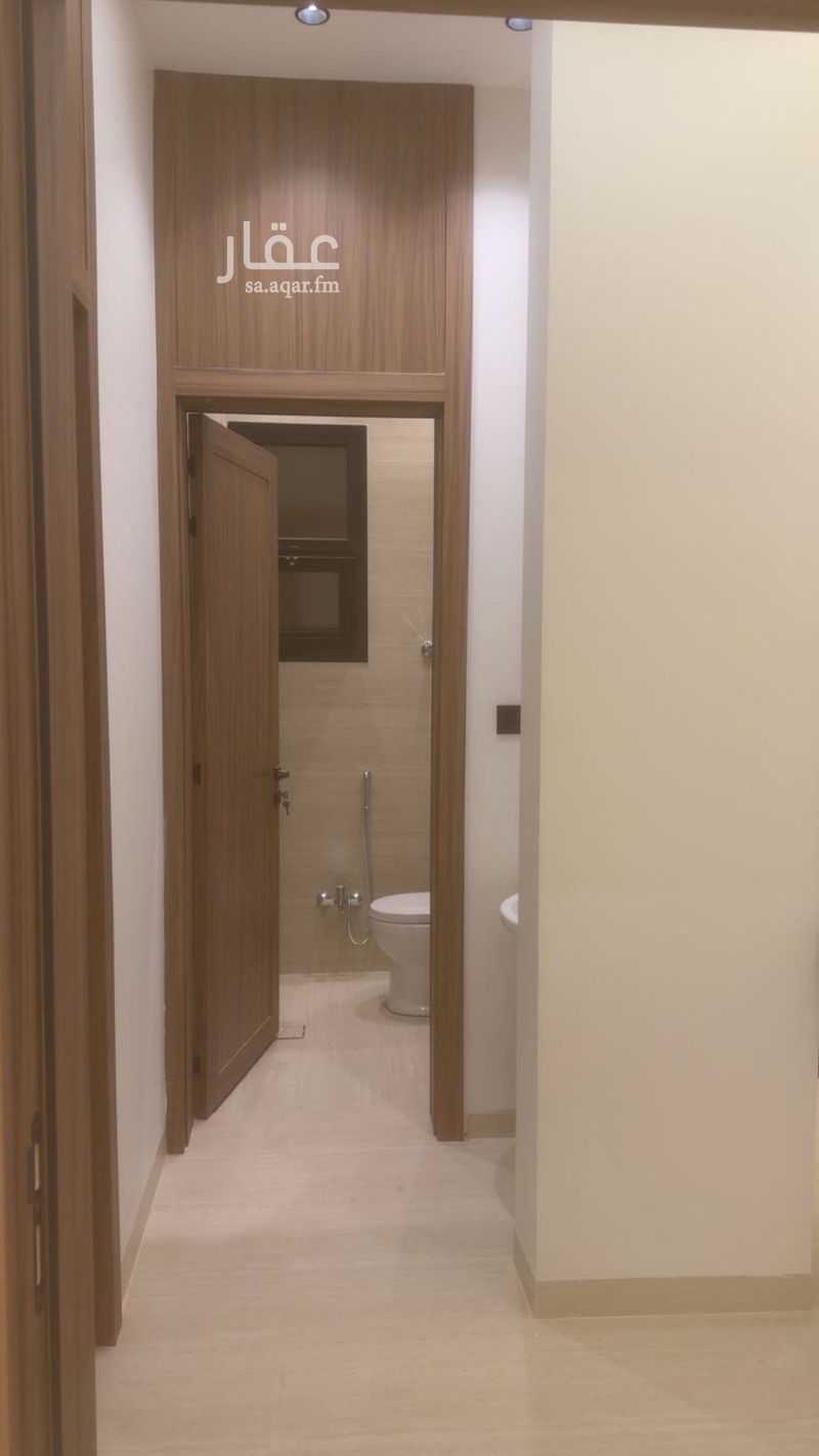 4 bedroom villa in Uraidh, Riyadh 3
