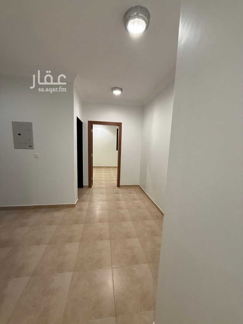 5 bedroom villa in An Nafal, Riyadh 15