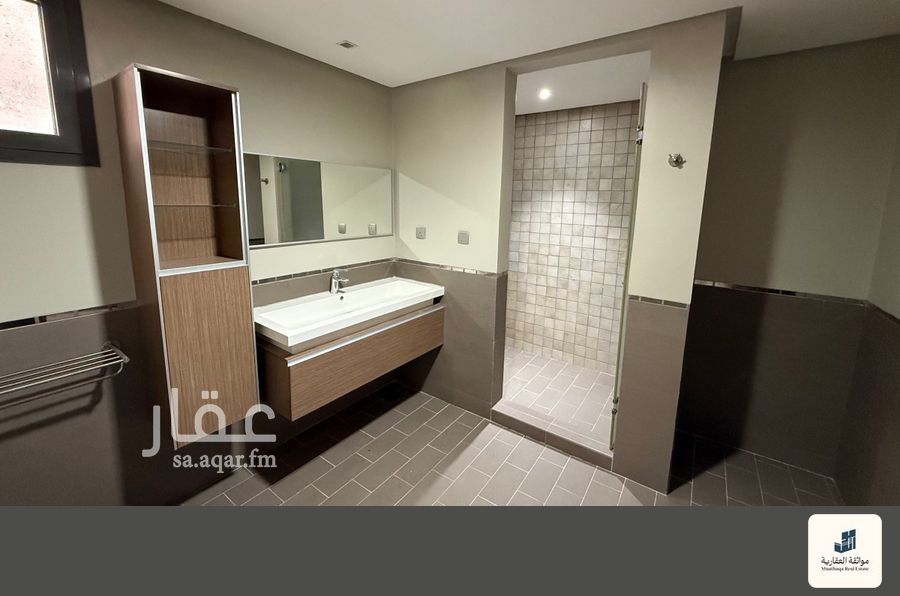 5 bedroom villa in Al Buhairah, Eastern Province 10