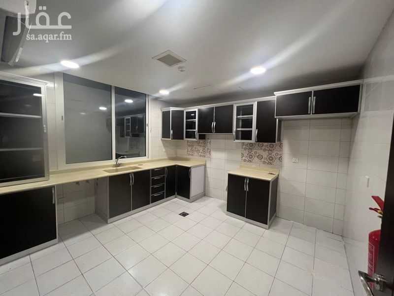 4 bedroom apartment in Al Rawabi, Eastern Province 7