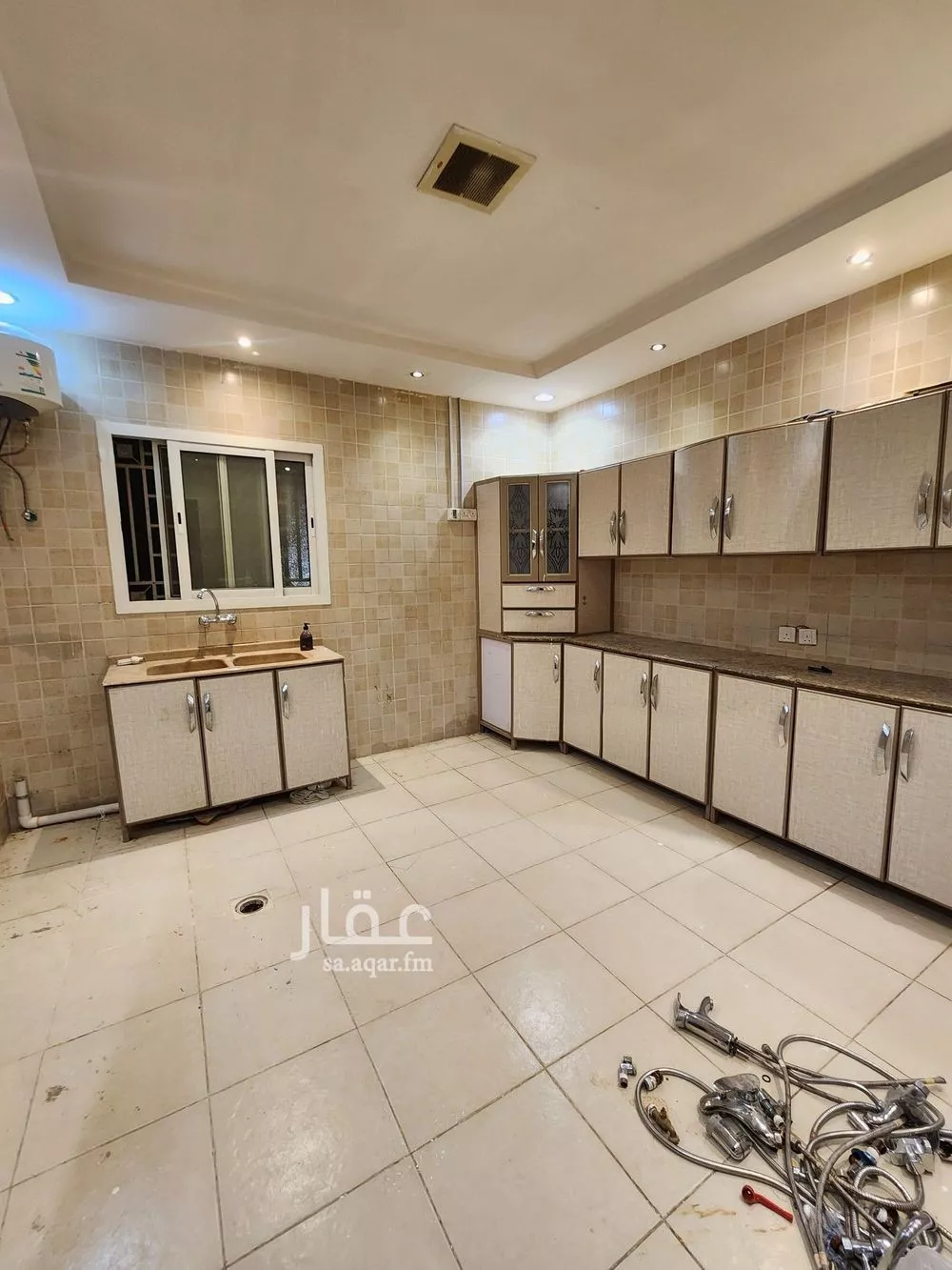 5 bedroom floor in Al Yasmin 5