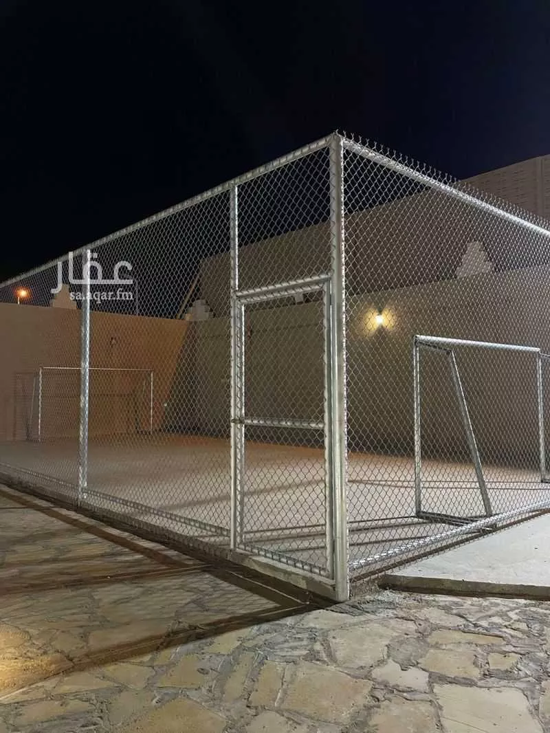 أرض 690 م² في بنبان 15
