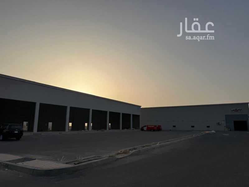 shop in Al Hofuf South, Al Ahsa 3
