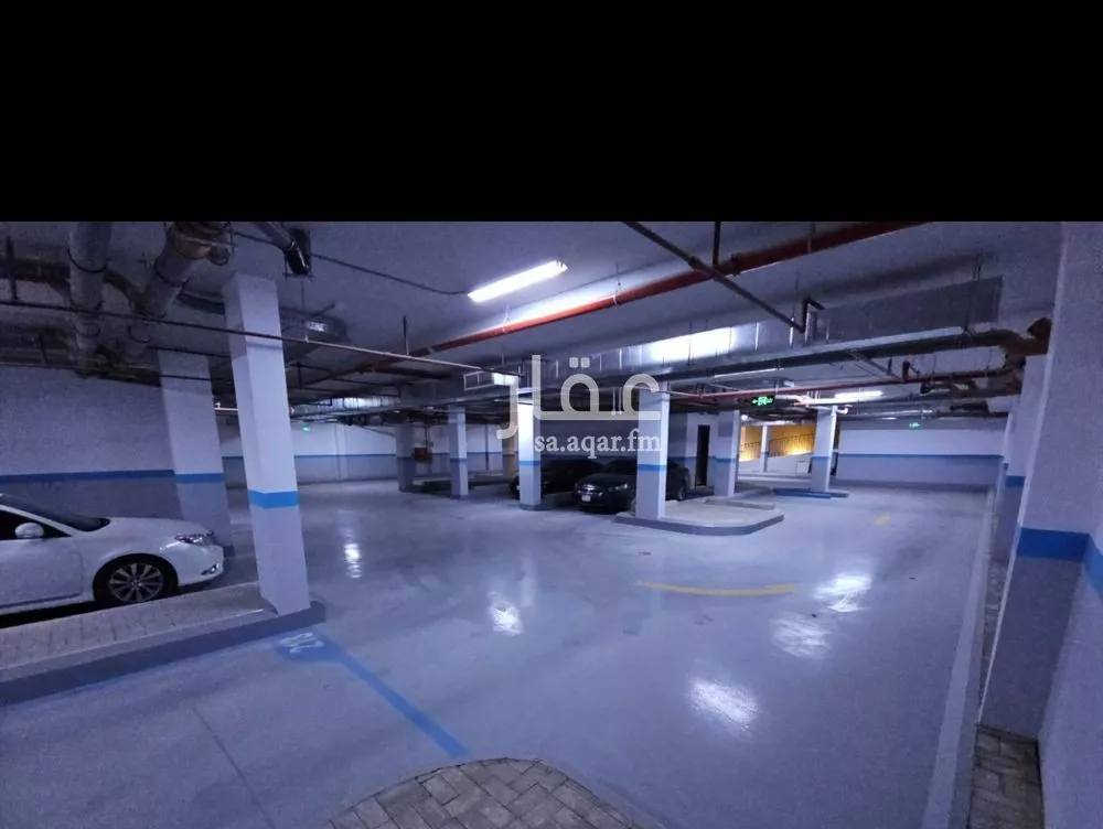 3 bedroom apartment in Al Hazm 14