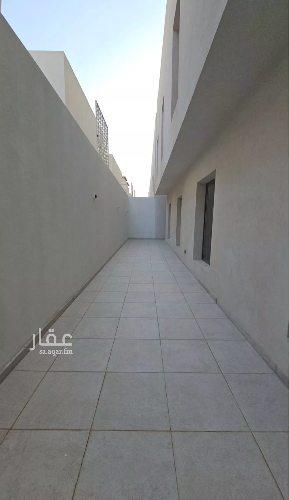 3 bedroom apartment in Al Hazm 5