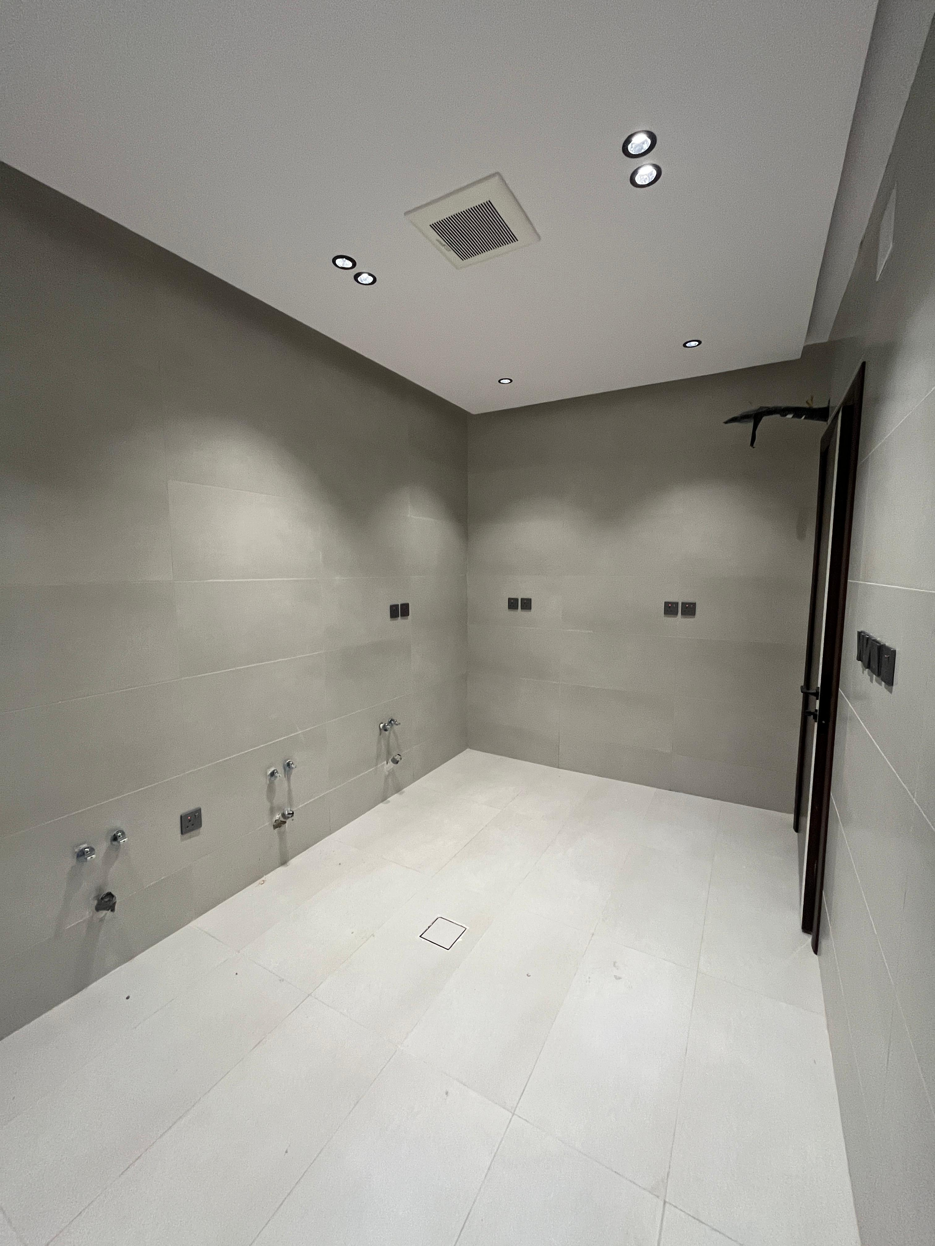 4 bedroom apartment in Al Rawdah, Jeddah 2