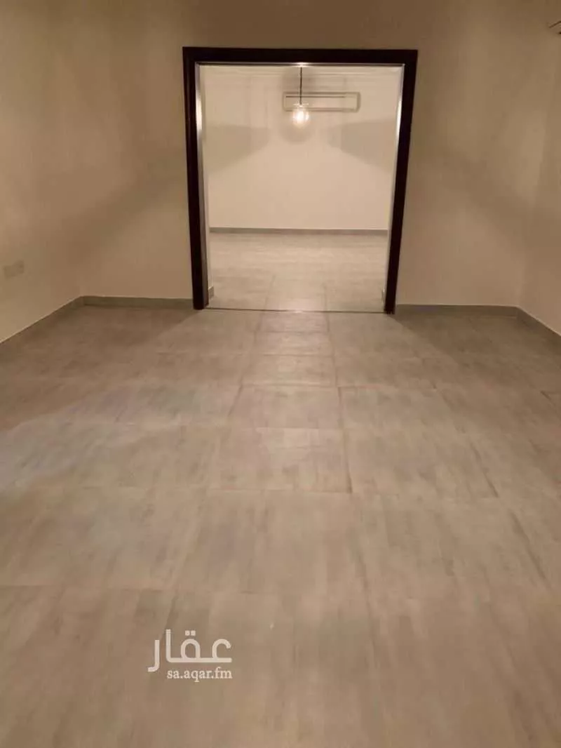 أرض 2220 م² في الورود 30