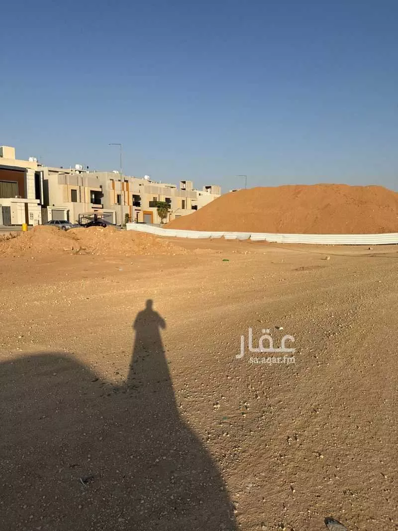 1440 sqm land in Al Rimal 6