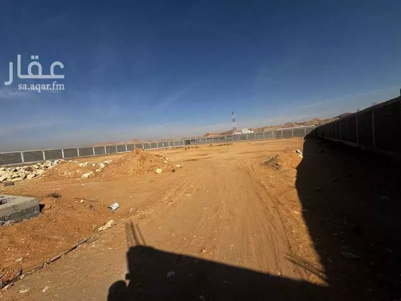 6736 sqm land in Uhud 9