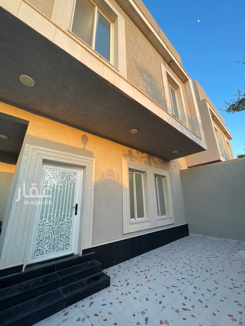 5 bedroom villa in As Sawari, Eastern Province 2