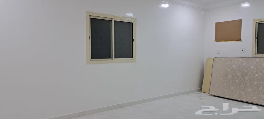 5 bedroom apartment in Al Difa, Madinah 6