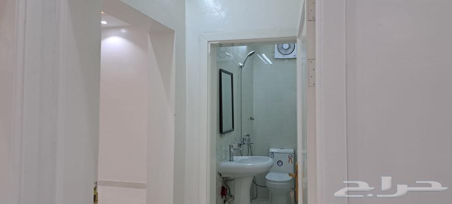 5 bedroom apartment in Al Difa, Madinah 9