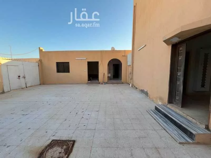 400 sqm land in Al Haeer 3