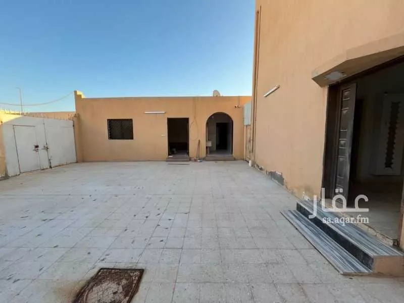 400 sqm land in Al Haeer 8