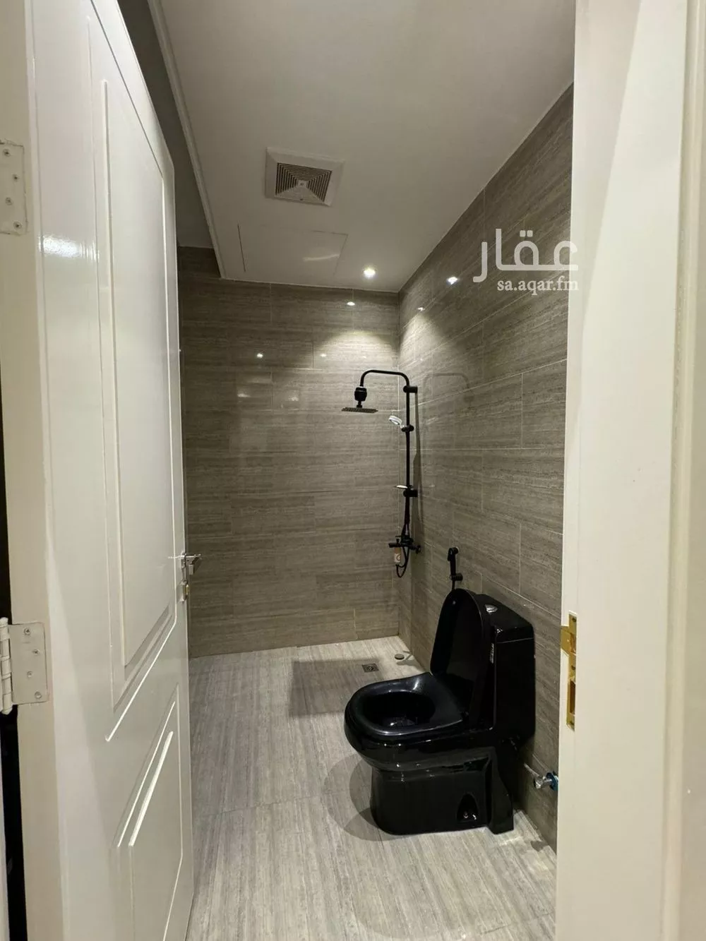 3 bedroom apartment in Al Munsiyah 14
