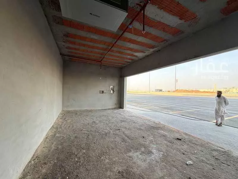 shop in Al Rimal, Riyadh 3