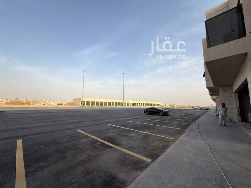 shop in Al Rimal, Riyadh 4