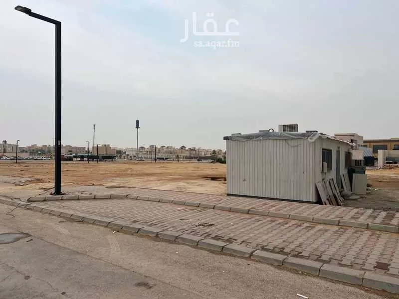 1400 sqm land in Irqah 7