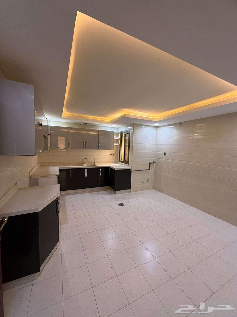 4 bedroom apartment in Al Jawharah, Eastern Province 6